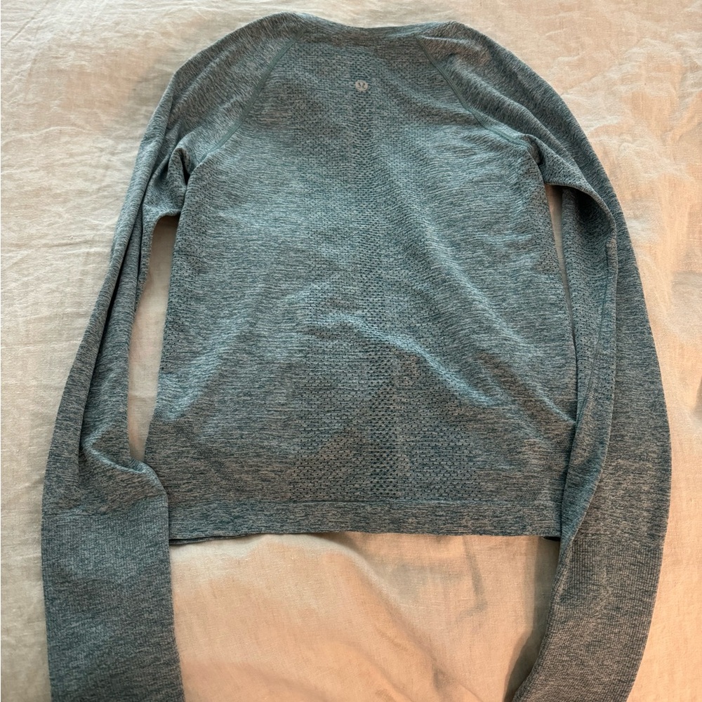 Lululemon swiftly tech